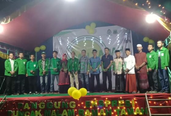 Gambar Malam Perpisahan, Mahasiswa KKN Kecamatan Mattirobulu Gelar Ramah Tamah